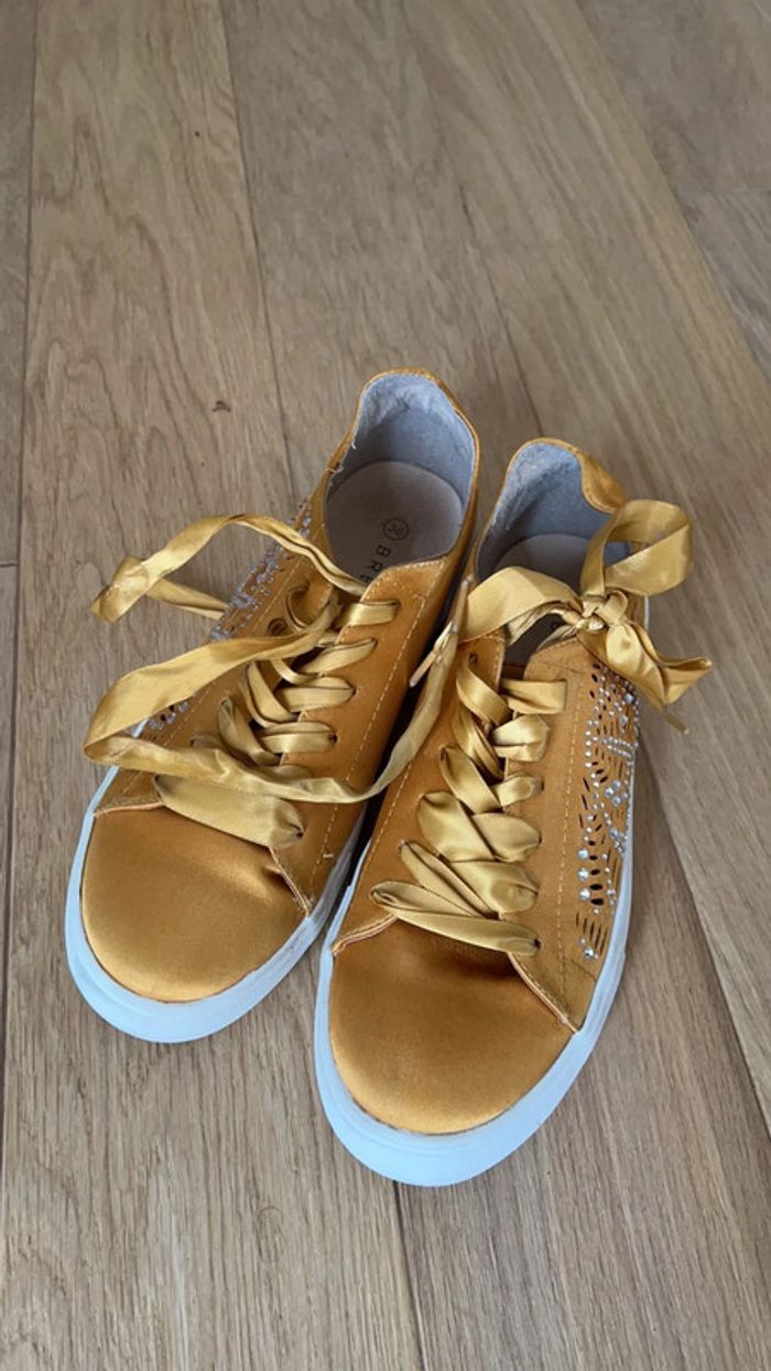 Chaussure Breal jaune moutarde/ dorée 38