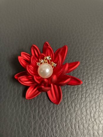 Broche fleur de pivoine