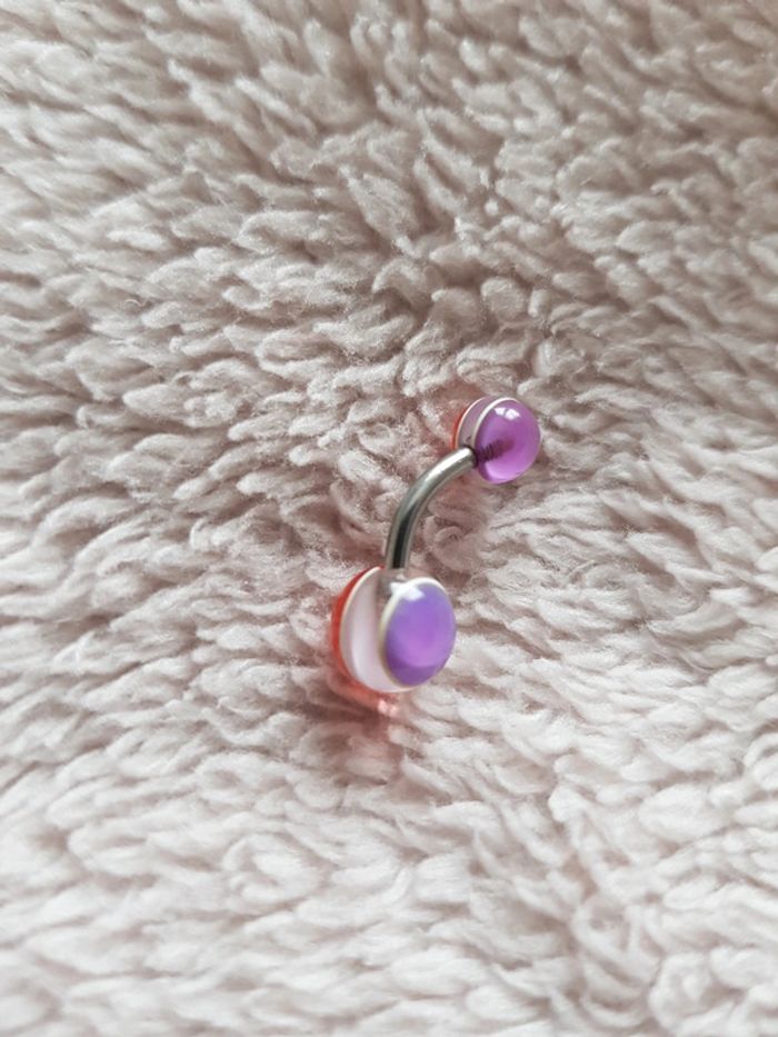 Piercing nombril - photo numéro 2