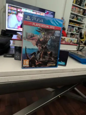 Monster hunter World PS4 neuf