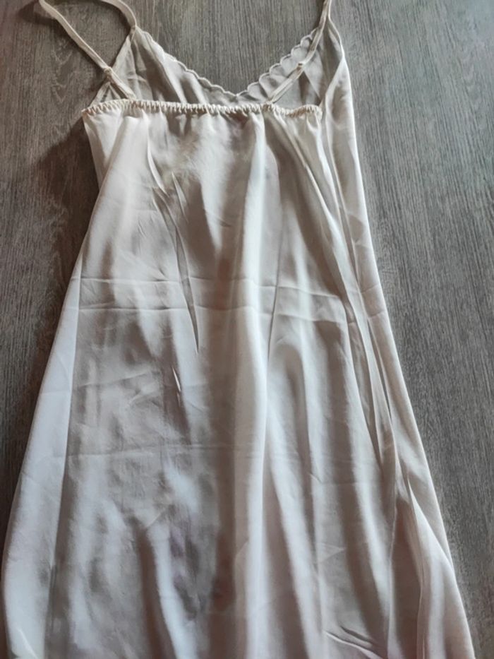 Robe de nuit taille S - photo numéro 2