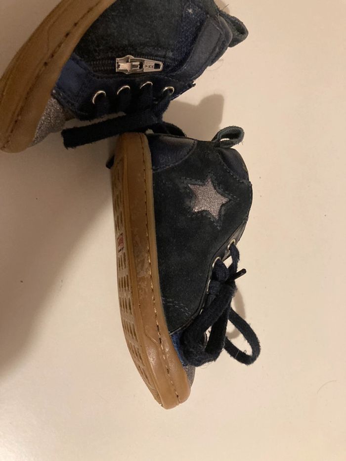 Chaussures taille 20 - photo numéro 3