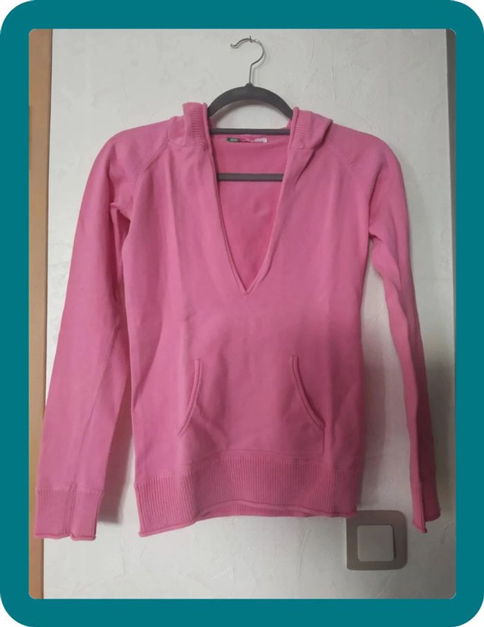 Sweat col v