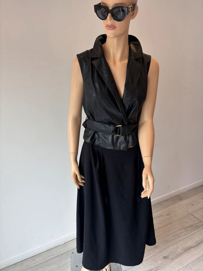 Robe combinaison avec haut en cuir et jupe longue Zara