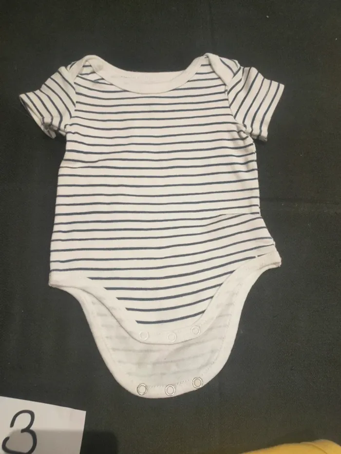 Lot de 3 bodies manches courtes garçon 3 mois - photo numéro 4