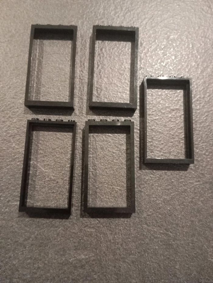 Window 1×4×5 with solid studs