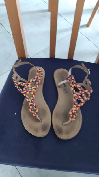 Sandales