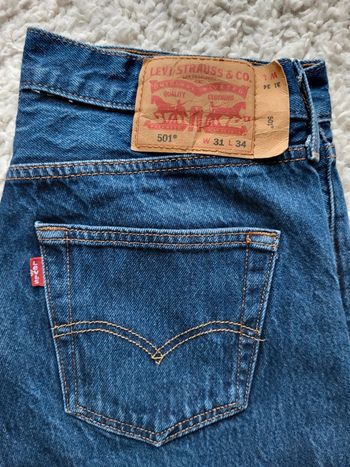 Jean Levi's 501  W31 L34 bleu foncé Taille 38