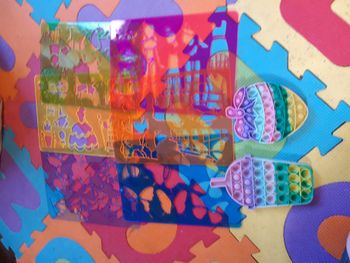 Lot 6 pochoirs et 2 popits