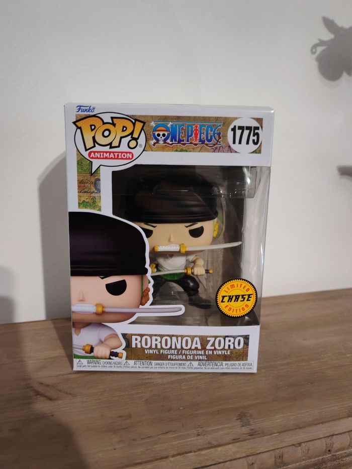 Figurine funko pop roronoa Zoro 1775 chase