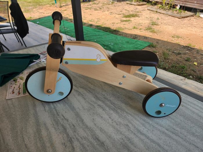 tricycle 2 en 1 à bascule janod - photo numéro 2