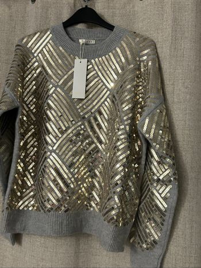 Pull à sequins - photo numéro 4