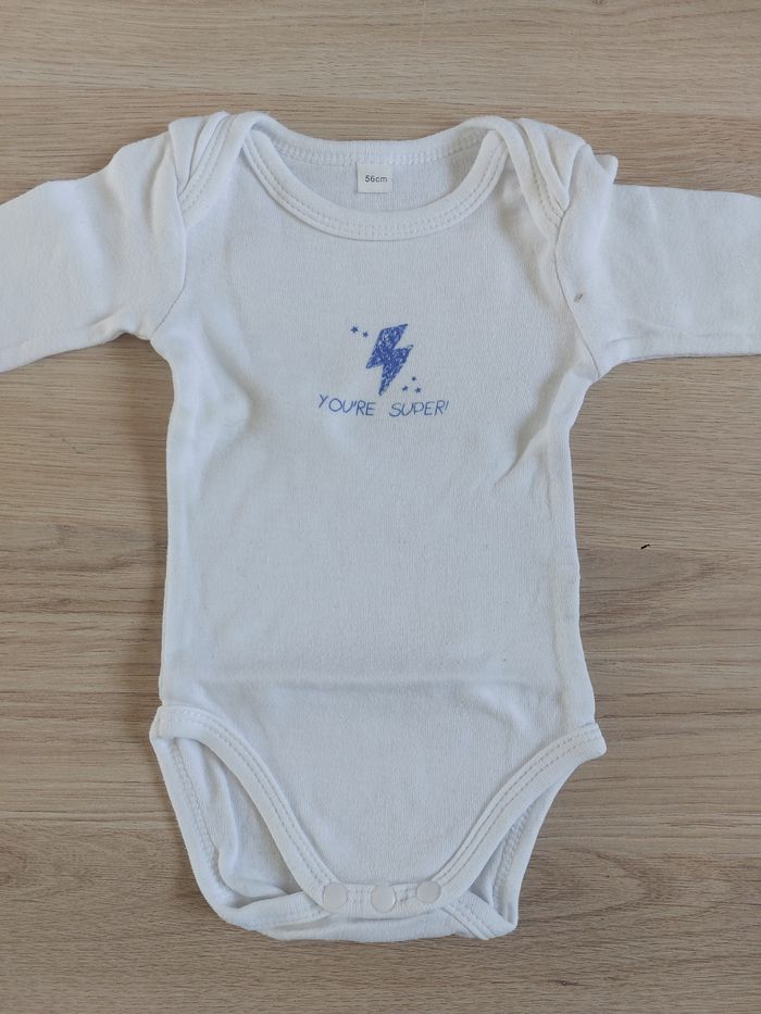 Lot 6 bodies garçon 1 mois - photo numéro 2