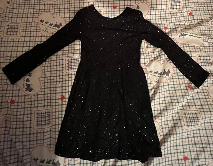 Robe pailletée noire