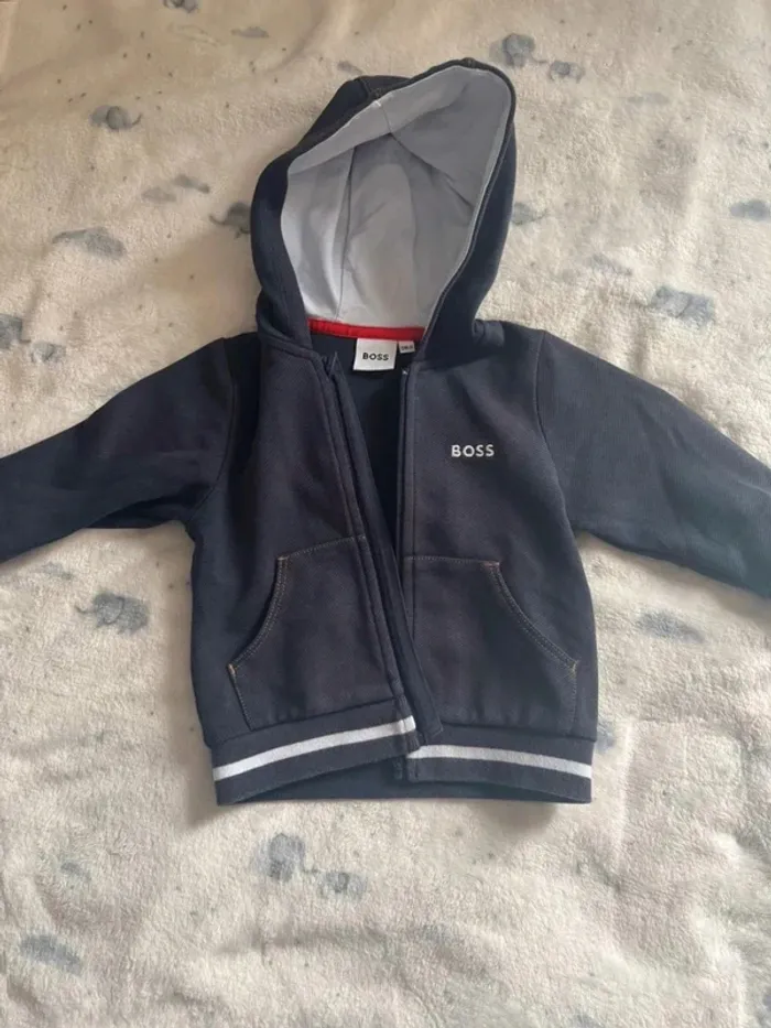 Sweat zippé boss bébé garçon 12 mois