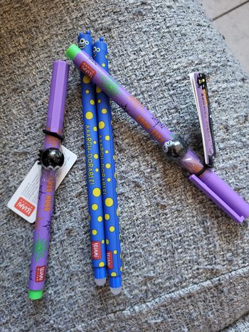 Lot de stylos legami : monstre (effaçable) + araignée (lovely friendly)