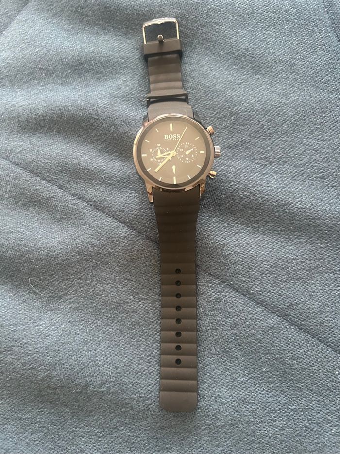 Montre Hugo Boss neuve jamais portée - photo numéro 6