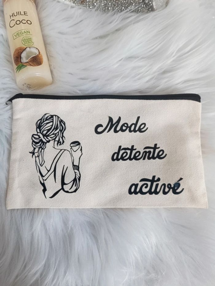 Lot huile de coco+ trousse - photo numéro 2