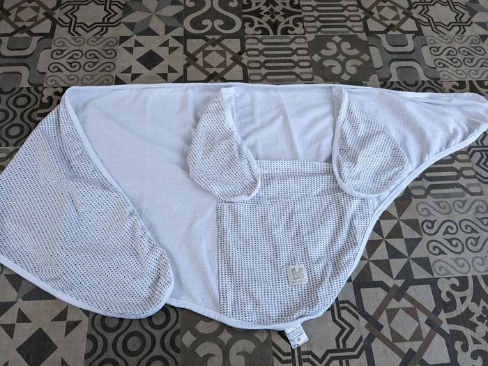 Couverture bébé miracle neuve - photo numéro 2