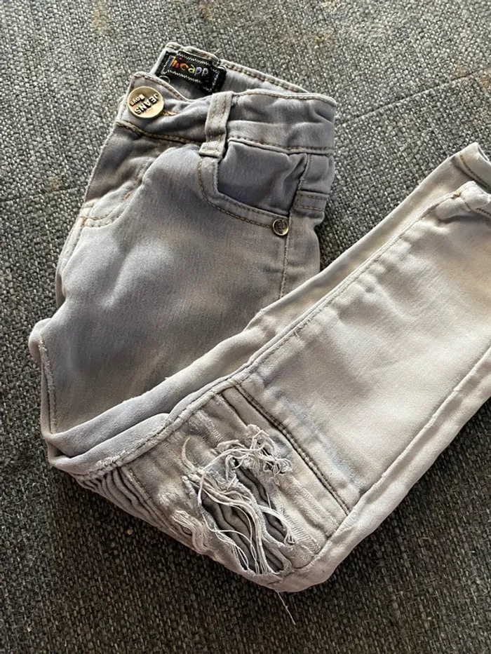 Pantalon destroyé - photo numéro 8
