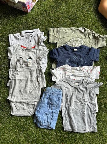 Lot de 8 vêtements H&M et Zara en 6/9 mois