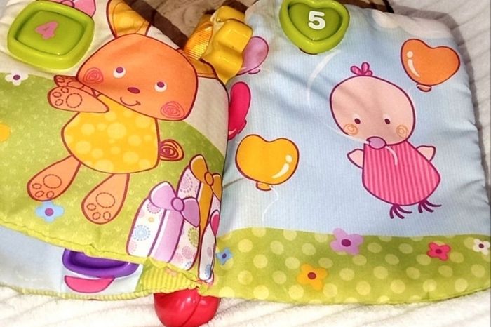 VTech Mon livre tout doux musical et lumineux - photo numéro 2