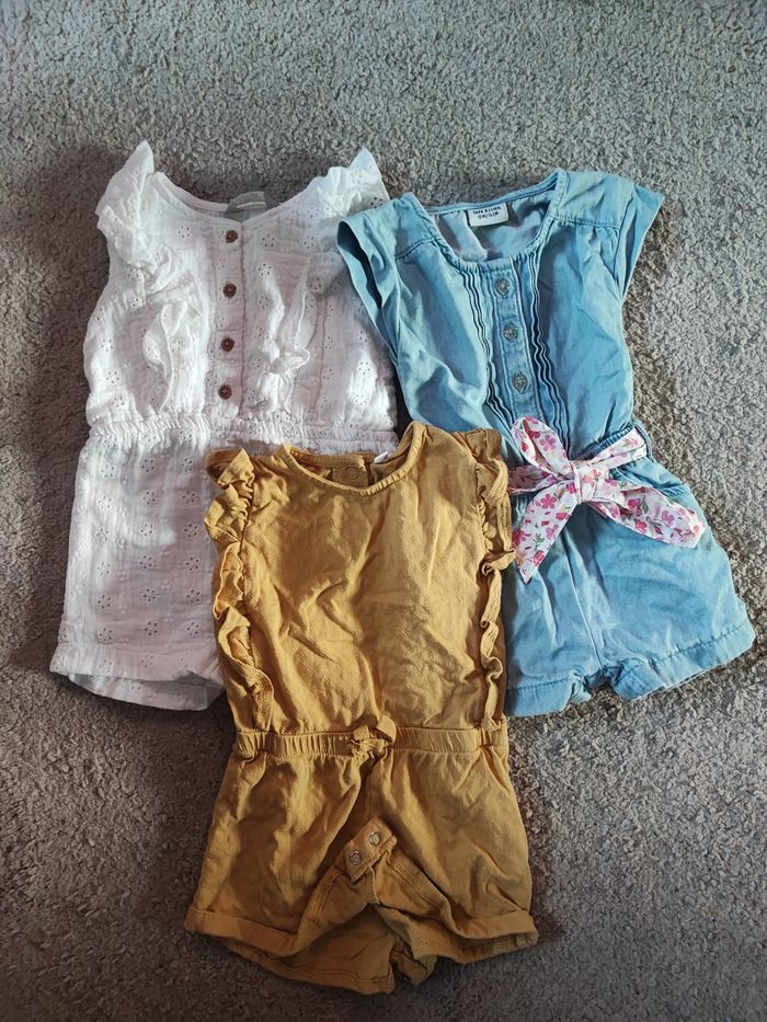Lot de vêtements bébé 9 mois