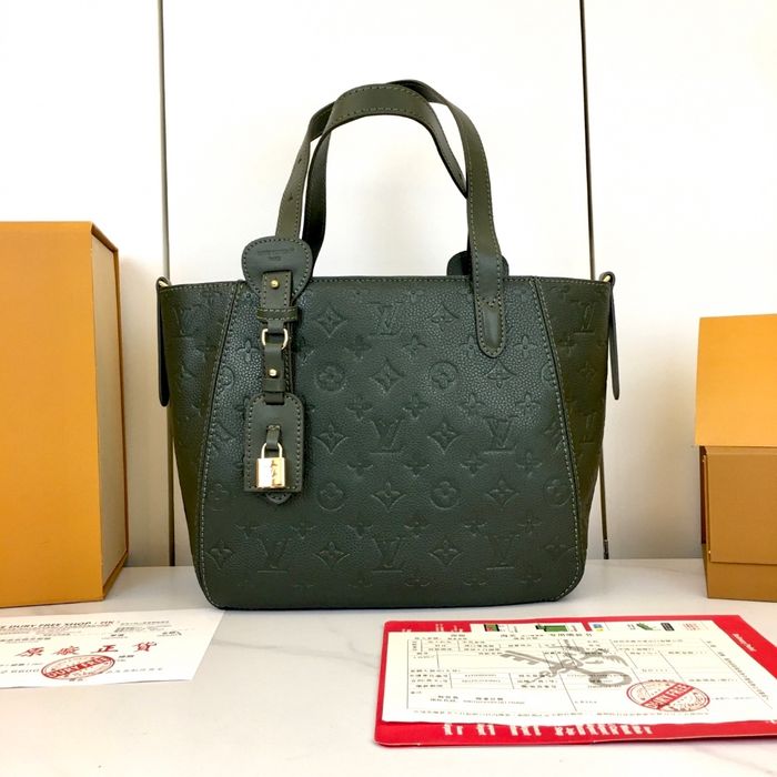 Louis Vuitton  M25858