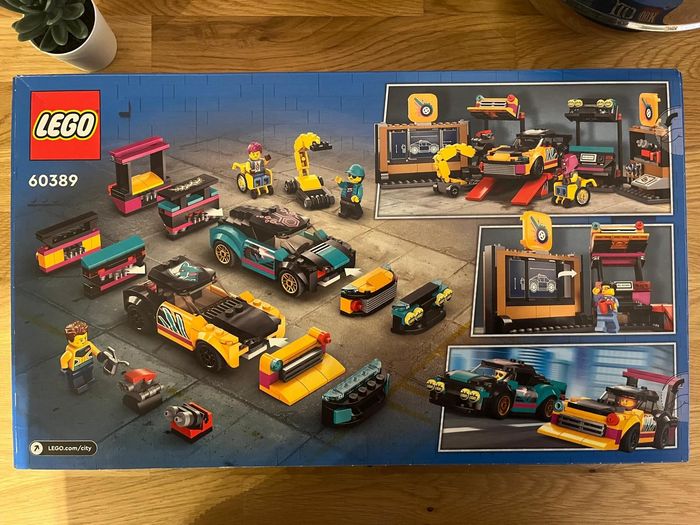 LEGO 60389 Garage personnalisé de voitures – Neuf, Scellé - photo numéro 2