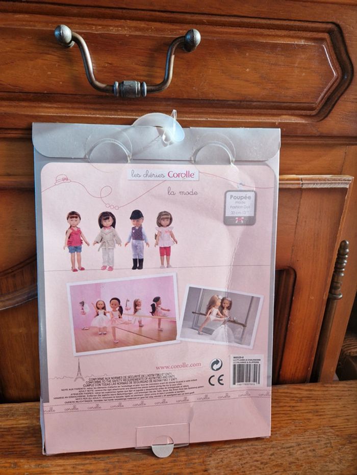 Pyjama corolle neuf - photo numéro 4