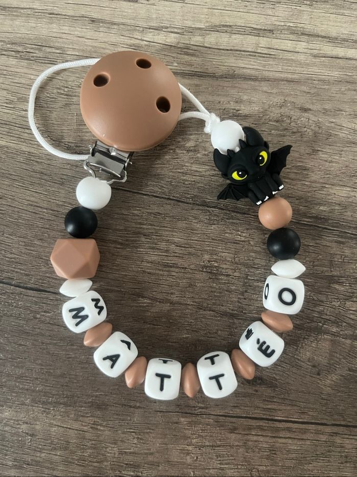 Attache tétine personnalisée Dragon Krokmou - photo numéro 2