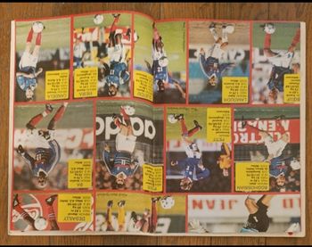 Ancien journal de mickey avec cadeau poster géant équipe de France N°2396 de 1998 vintage