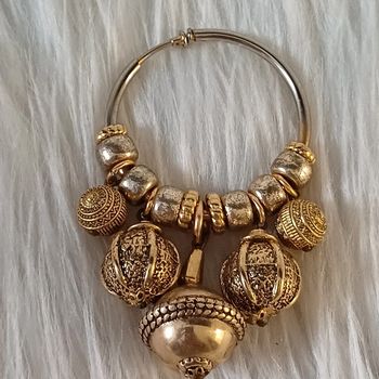 Boucle d'oreille individuelle