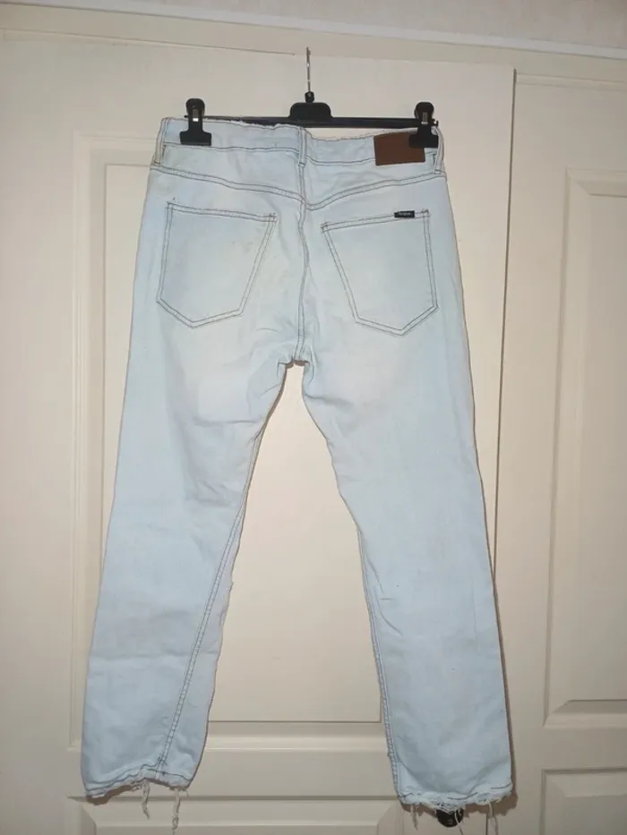 Jeans troués Pull&Bear - photo numéro 5