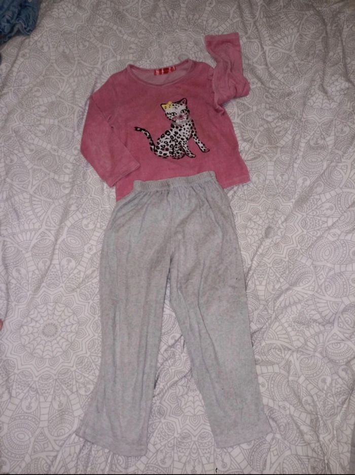 Pyjama 3 ans 🐆 - photo numéro 2