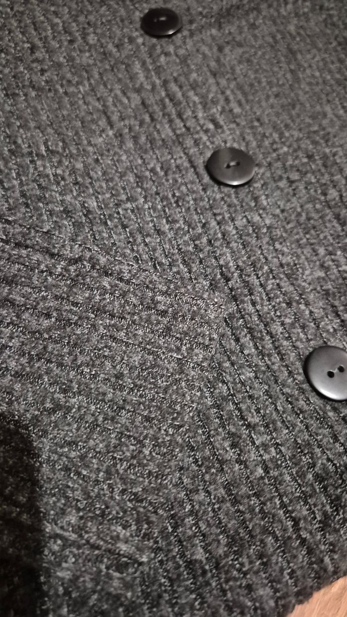 Cardigan gris - photo numéro 4