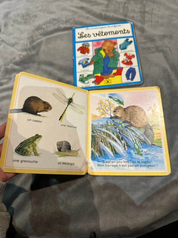 Lot deux livres imagerie vêtements et animaux - photo numéro 2