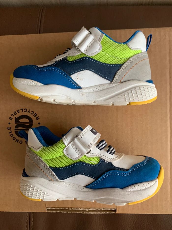 Baskets t24 vty et semelles neuves - photo numéro 8