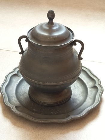 Bonbonnière étain vintage 