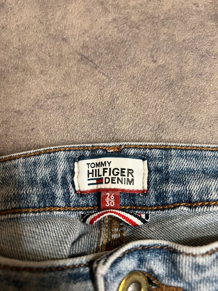 Jean femme Tommy Hilfiger mid rise slim W26 L30 - photo numéro 4