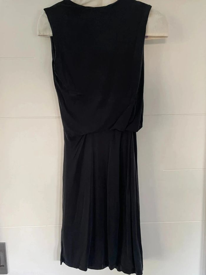 Petite robe noire douce et flatteuse XS - photo numéro 3