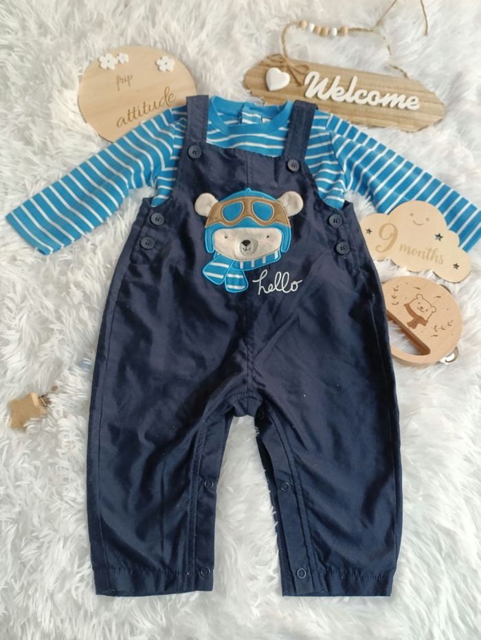 Ensemble 9 mois salopette avec tee shirt garçon