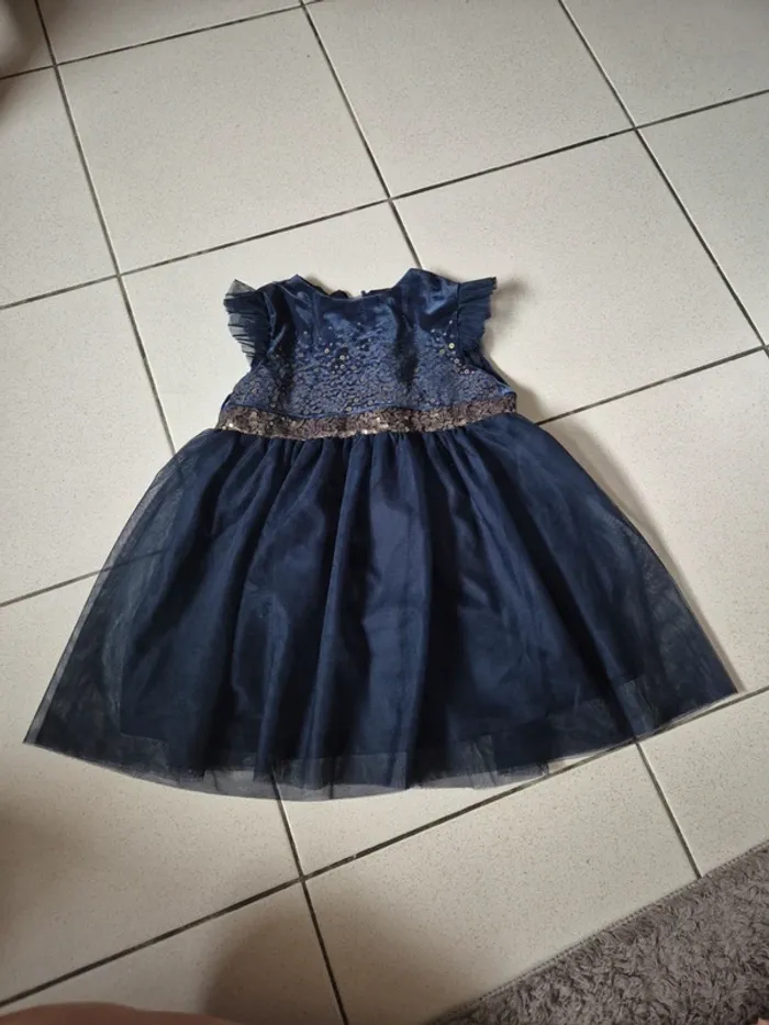 Robe de fêtes 23 mois