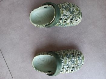 Crocks 26