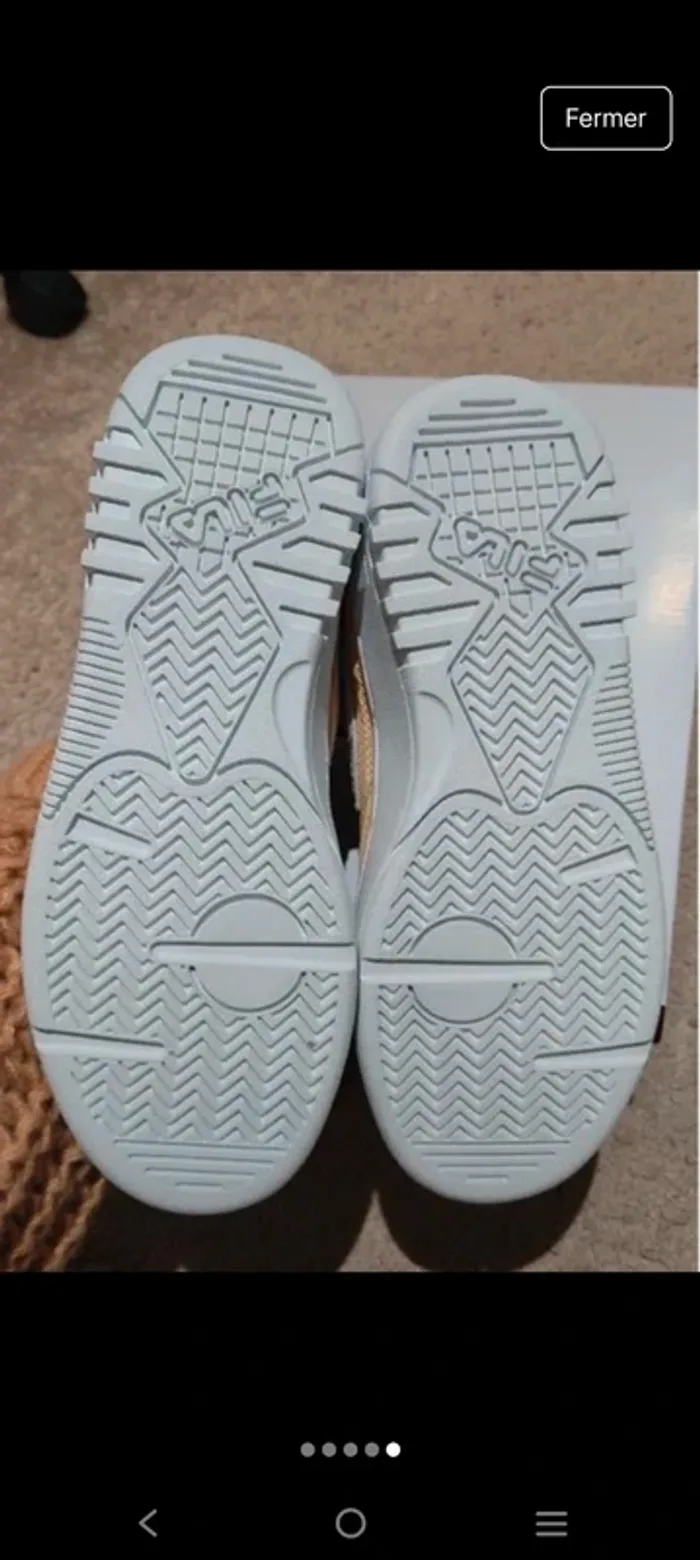 Sublimes baskets ou sneakers femme de marque Fila pointure 38 - photo numéro 5