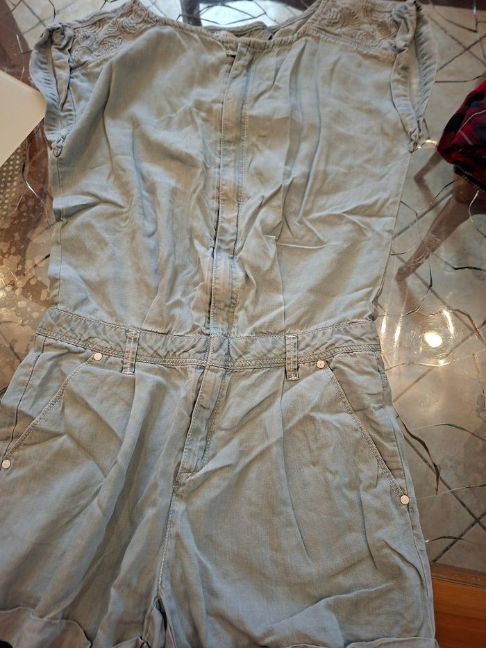 Combinaison - photo numéro 2