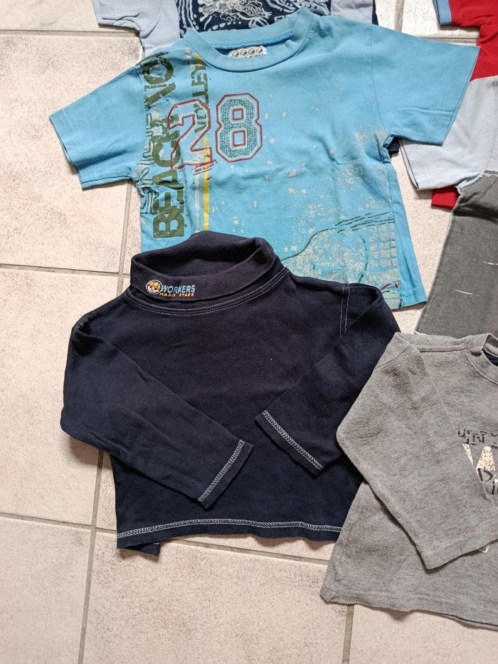 Lot hauts 3 et 4 Ans - photo numéro 5