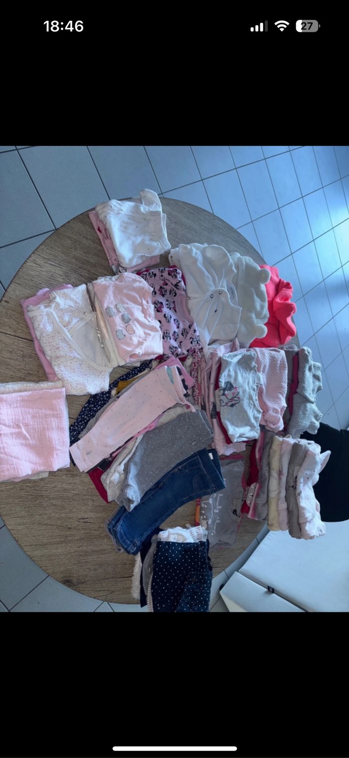 Très gros lot fille en taille 3 mois