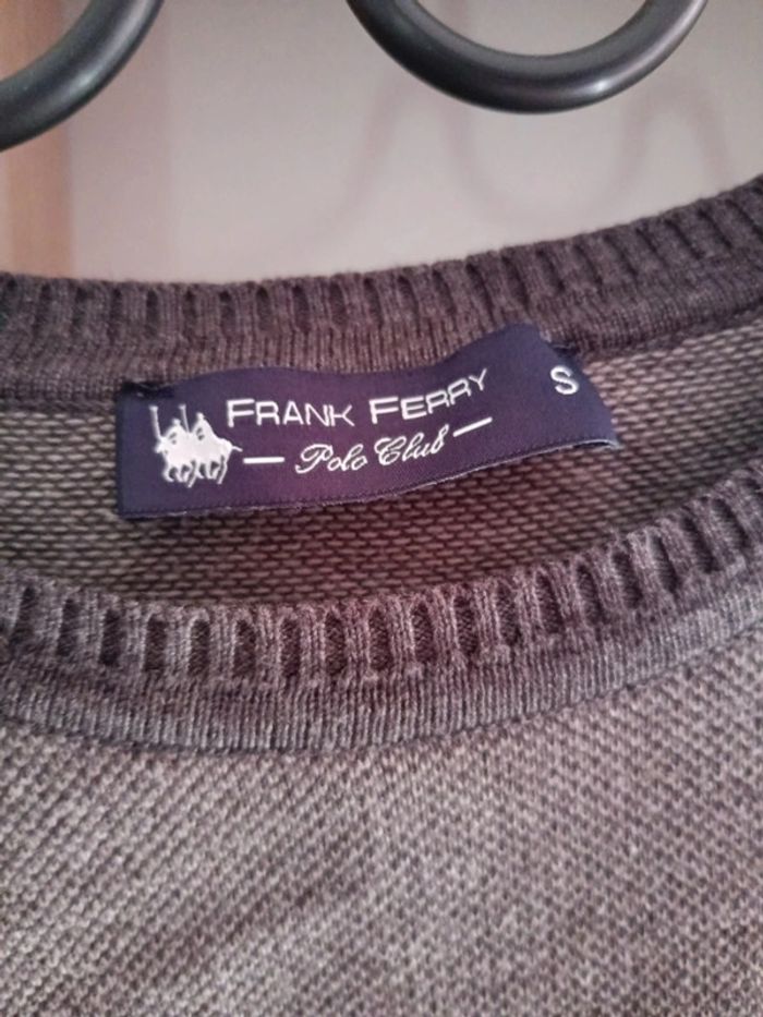 Pull Frank ferry - photo numéro 3