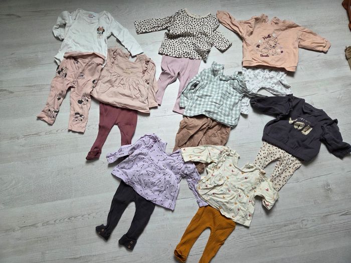 Gros lot de vêtements bébé 12 mois en tres bon état  (toutes saisons) - photo numéro 9